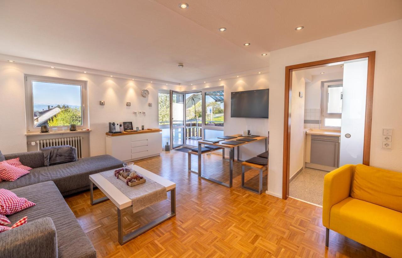 Ferienwohnung Seeblick Mit Blick Auf Die Alpen Wasserburg Bagian luar foto
