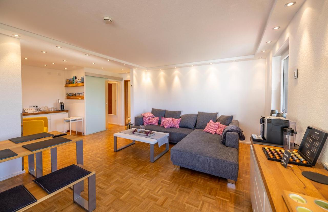Ferienwohnung Seeblick Mit Blick Auf Die Alpen Wasserburg Bagian luar foto