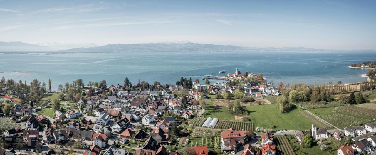 Ferienwohnung Seeblick Mit Blick Auf Die Alpen Wasserburg Bagian luar foto